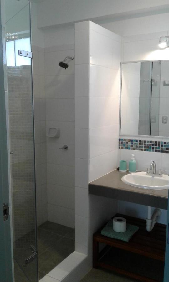 Nereo Rooms Lima Luaran gambar