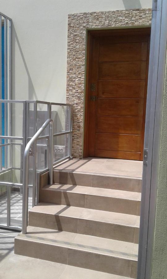 Nereo Rooms Lima Luaran gambar