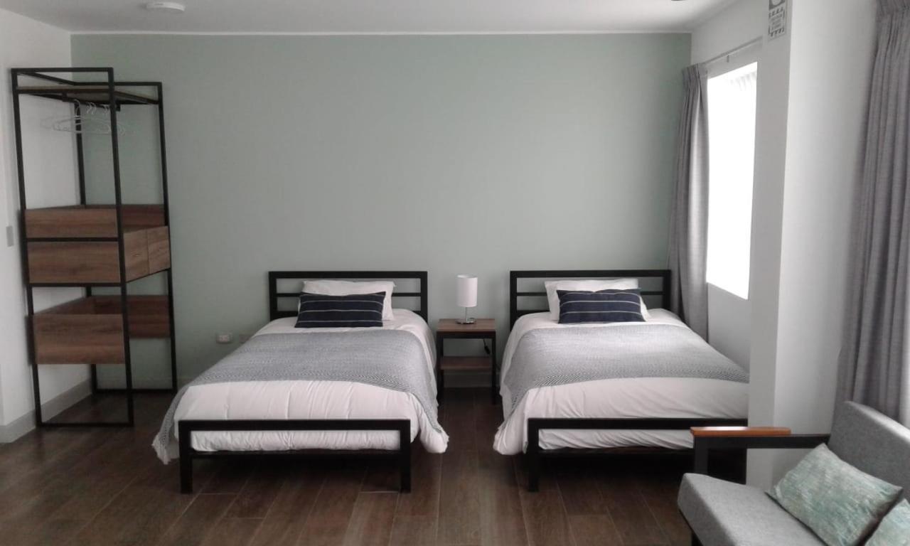 Nereo Rooms Lima Luaran gambar
